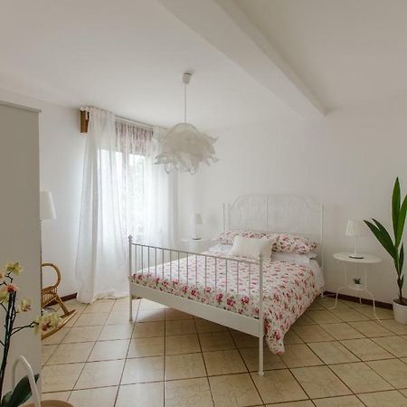 Casa Marisa Apartment Sirmione Exterior photo